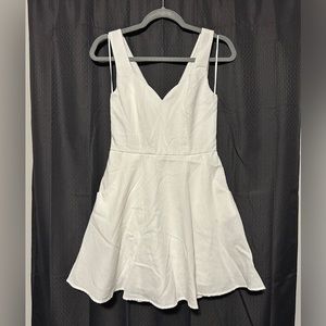 Mi Ami Francesca’s White Skater Dress Pockets Size Small